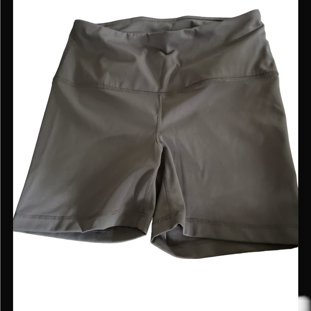 womens athletic shorts